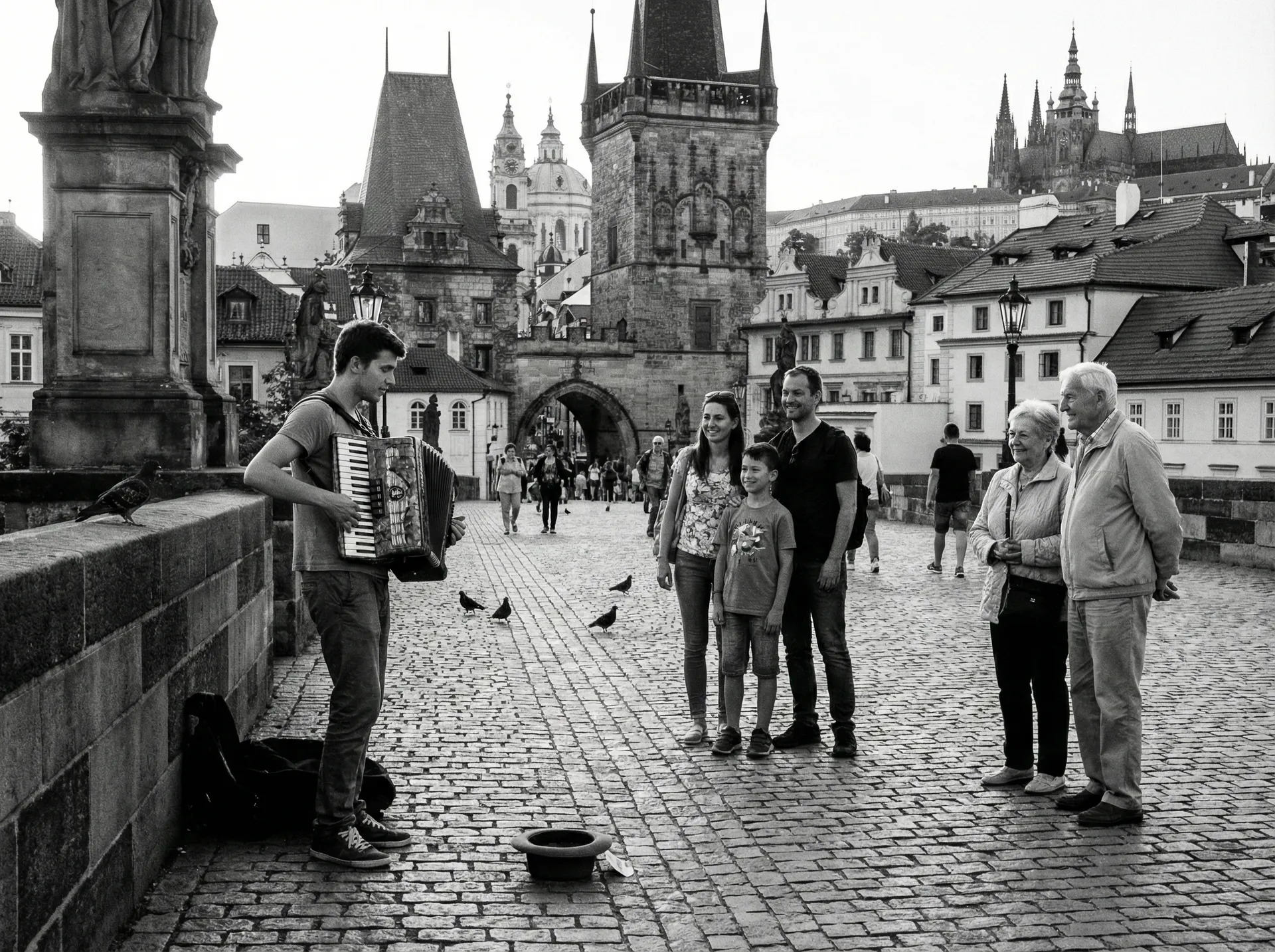 查理大桥手风琴演奏者 - 捷克街头 街头艺人